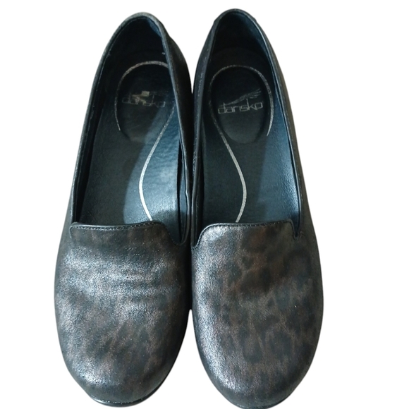 Dansko Olivia Leopard Print Metallic Loafer Flat Women's size 9 - Picture 3 of 10